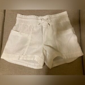 Athleta Linen White Cargo Shorts with Elastic Waistband